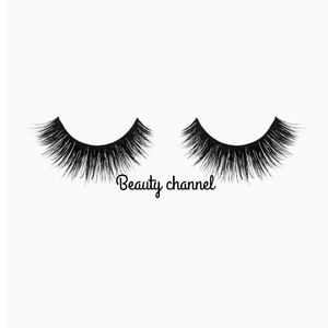 Meet your Posher, Danielle's truthful beauty channel